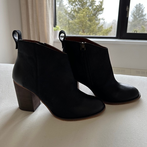 BP Leather Block Heel Lance Bootie, Black, Size 7M - Picture 3 of 7